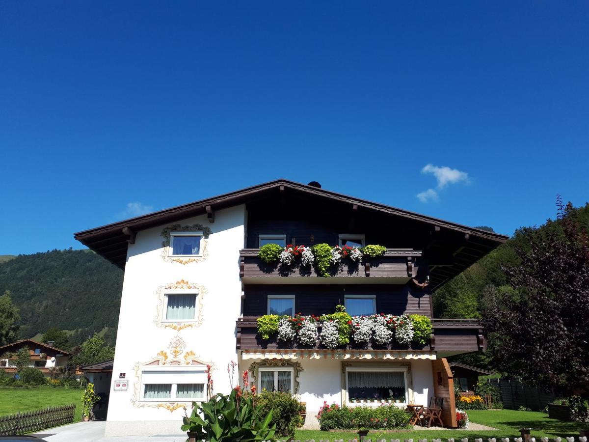 ヴァルヒゼーHaus Bergblickアパートメント エクステリア 写真
