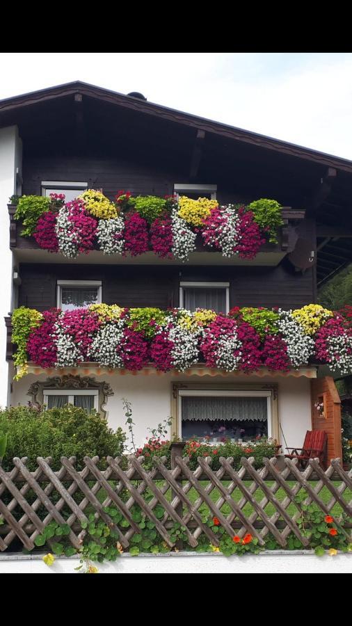 ヴァルヒゼーHaus Bergblickアパートメント エクステリア 写真